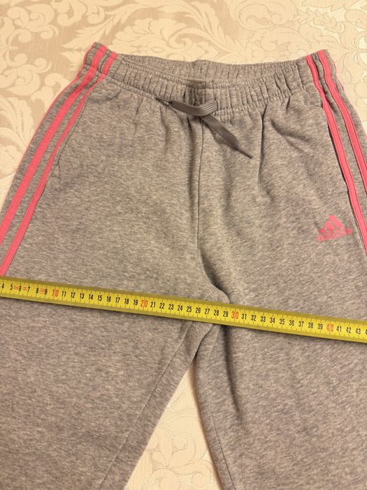 Спортивний костюм Adidas , для дівчинки 146 см