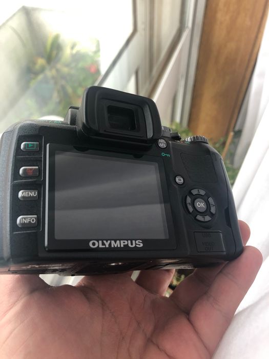 Olympus E-410 - 4/3 (Apenas corpo)