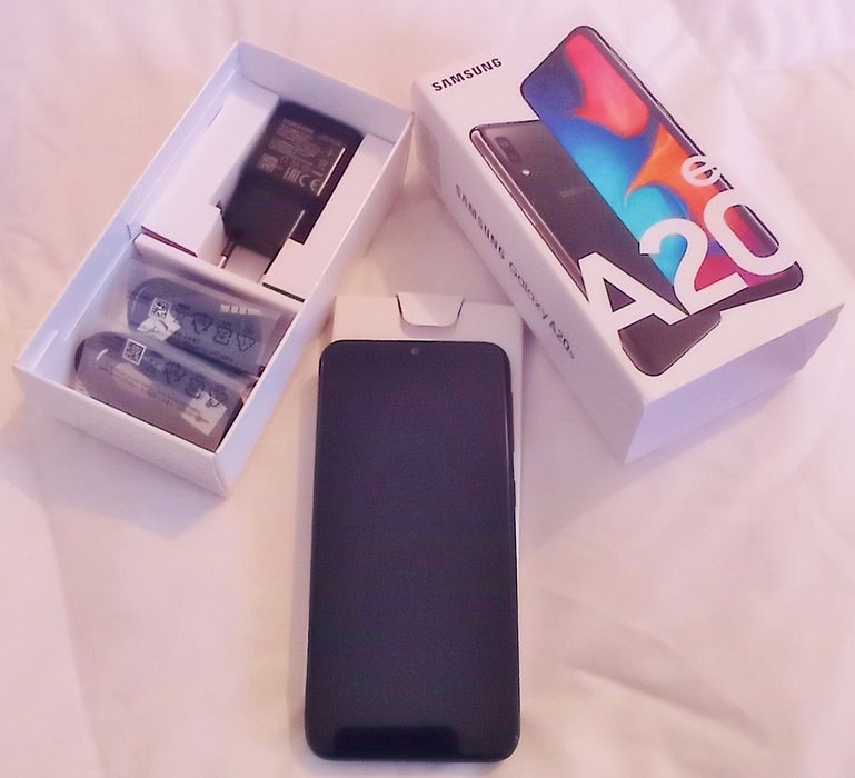Samsung A20 32Gb 3Gb RAM como novo cx de origem