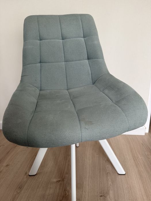 Стілець для кухні та вітальні Nowy Styl