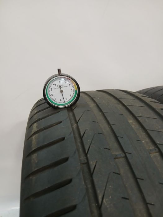 Lato Pirelli Scorpion 255/45R19