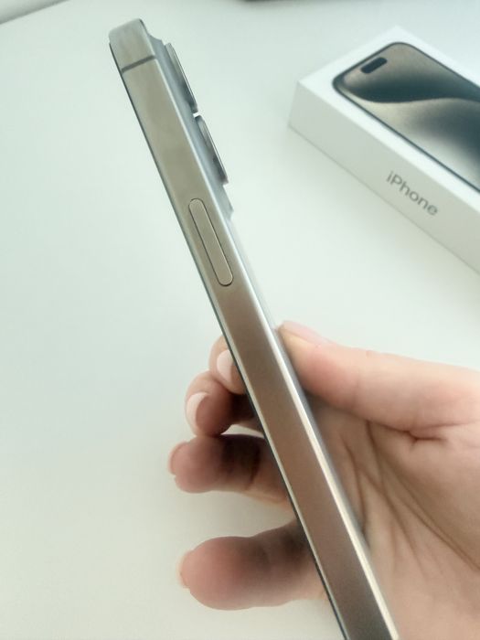 Iphone 15 pro  256 Gb