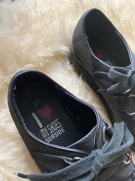 Sapatos pretos n°37