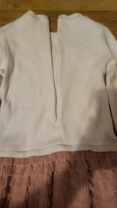 Продам плаття  для дівчинки