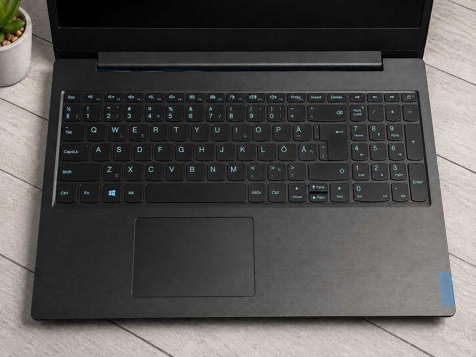 Lenovo L340-15IRH I5-9300H 16ram DDR4 ssd 256 GTX 1650 4gb