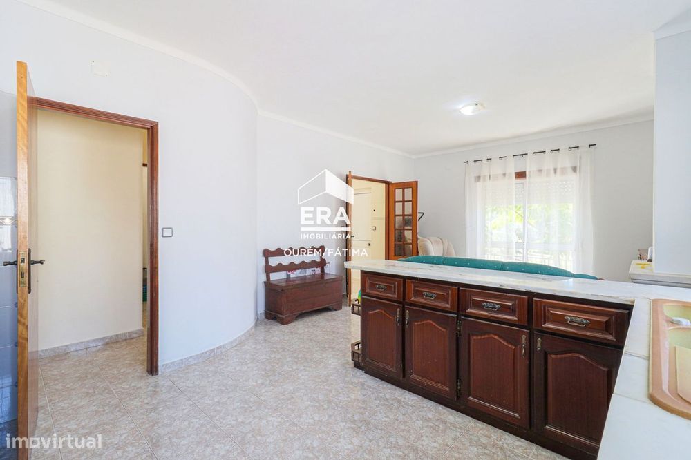 Moradia T4, Urqueira, Ourém