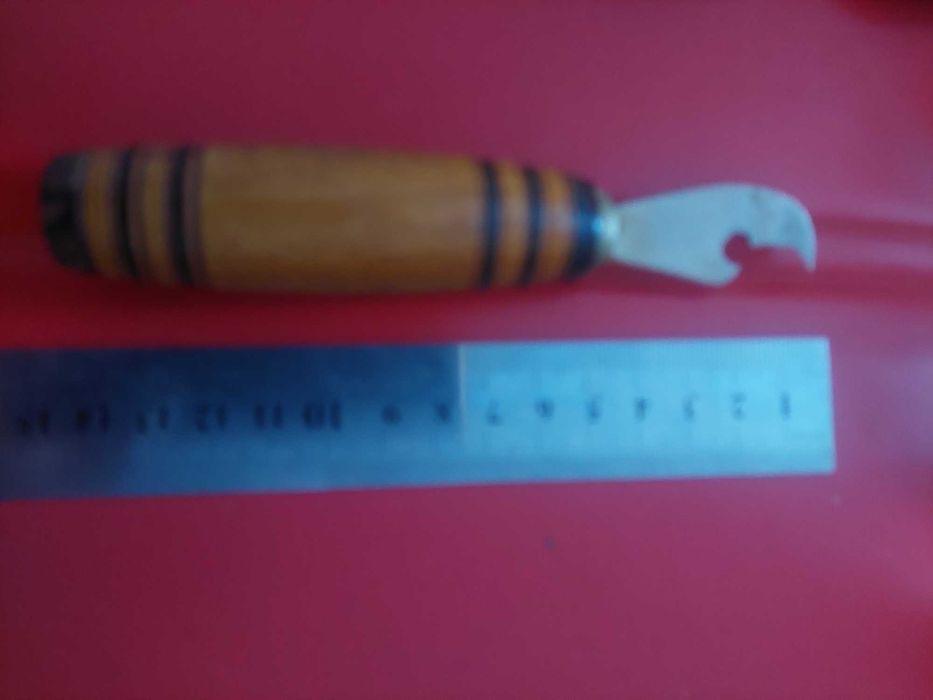 Ручная Открывалка  с Деревянной ручкой