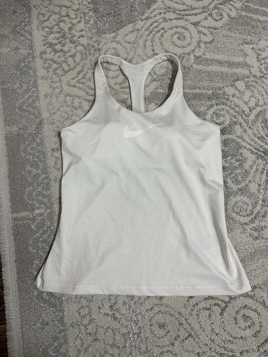Топ жіночий білий Nike оригінпл  Л