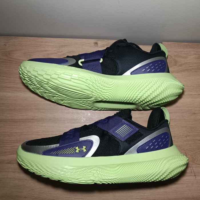Under Armour Flow Futr X 4 SOS r. 45 (29 cm) Black/Purple