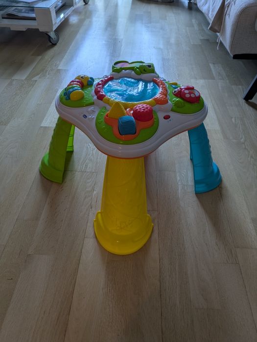 Mesa de actividades Chicco