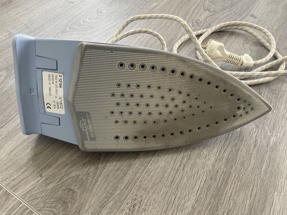 Ferro de passar engomar roupa