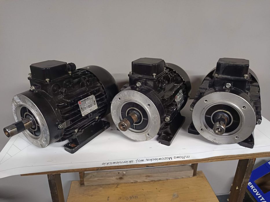 Przemysłowy Włoski Silnik elektryczny Nicolini 4kw 1400obr kołnierz