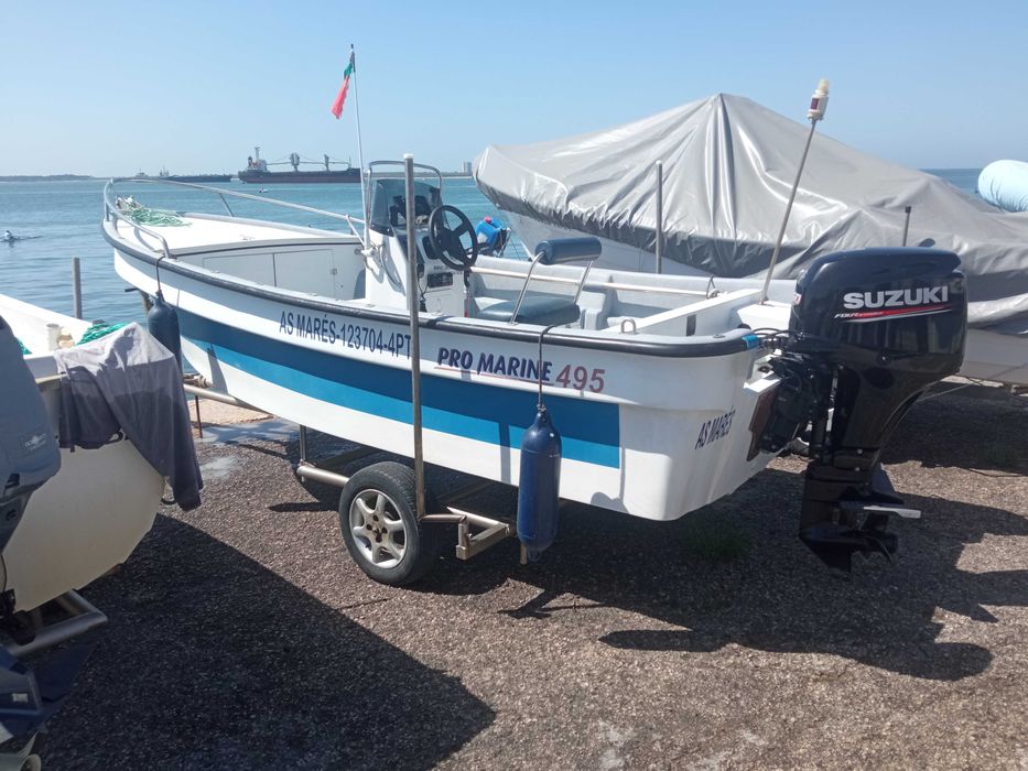 Barco Promarine 495