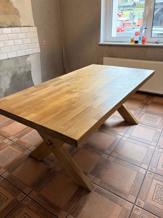 Stół drewniany jadalniany