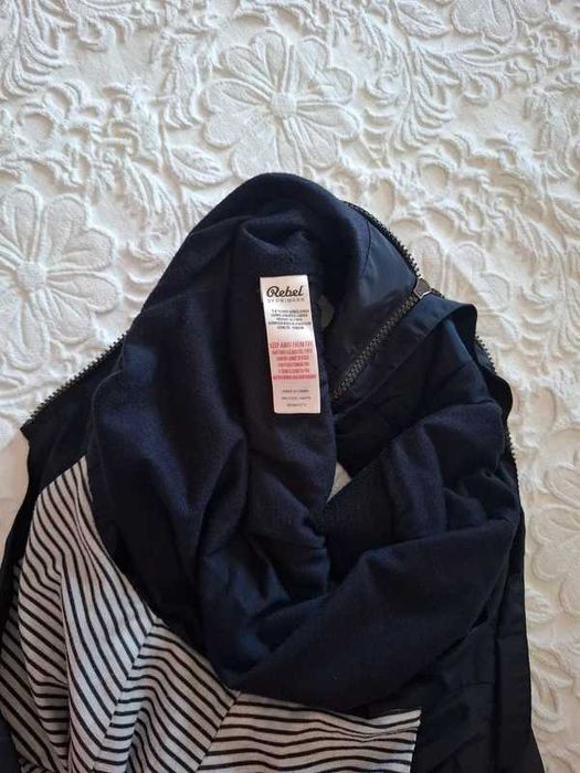 Casaco Corta-vento Náutico Primark (7-8 anos / 128 cm) Muito Bom Estado