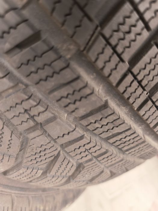 215/60R16 Hankook 2022рік зимова пара