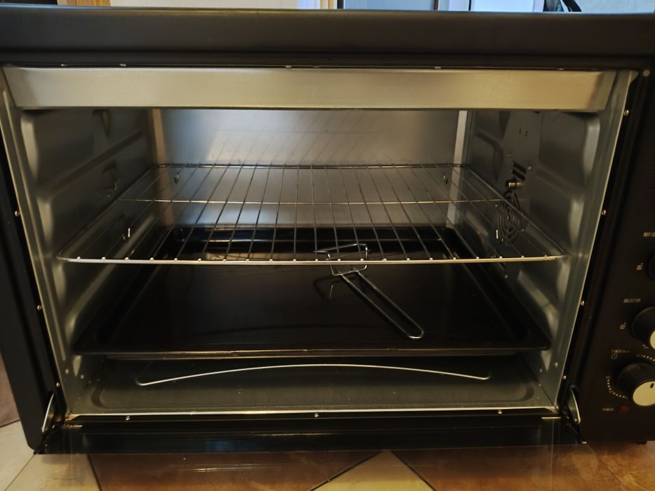 Mini piekarnik 100l