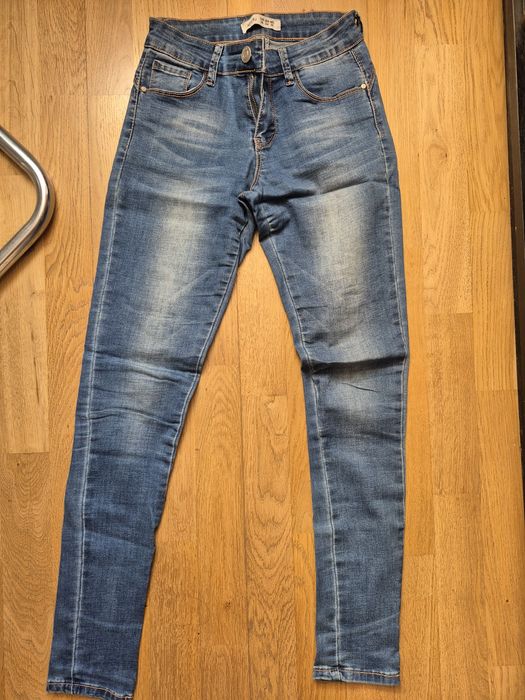Jeansy rurki Miss RJ 36