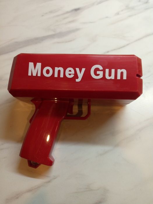 Пистолет, стреляющий деньгами, Money Gun