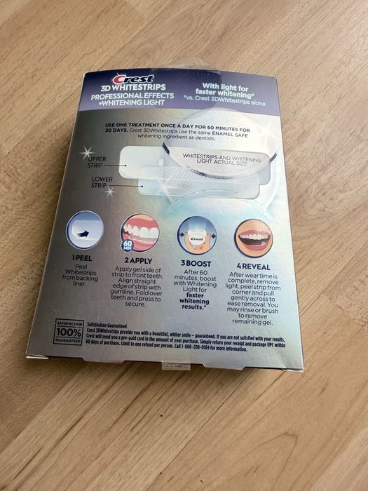 Paski wybielające Crest 3D Whitestrips Professional Effects Lampa LED