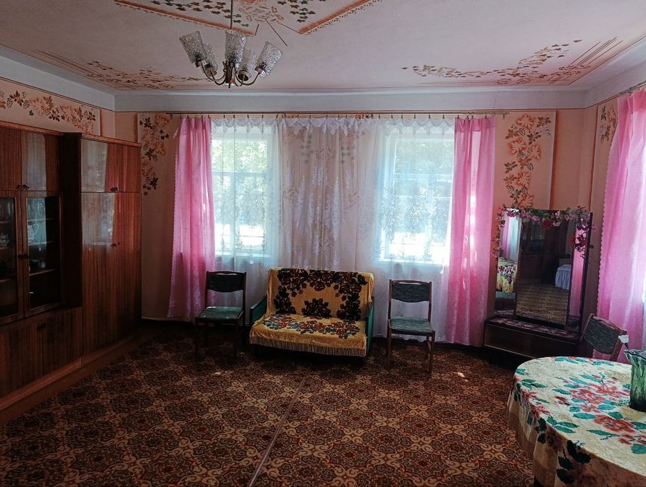 Продається житловий будинок