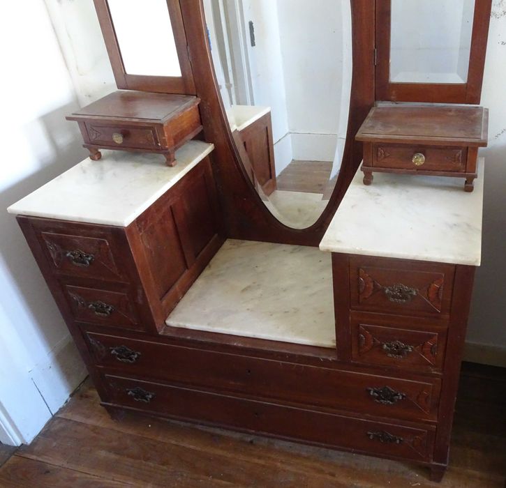 Móvel Pechiché / Toucador e Comoda Muito Antigos (+ de 90 Anos)