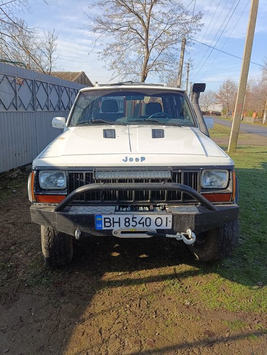 Продам джип черокі