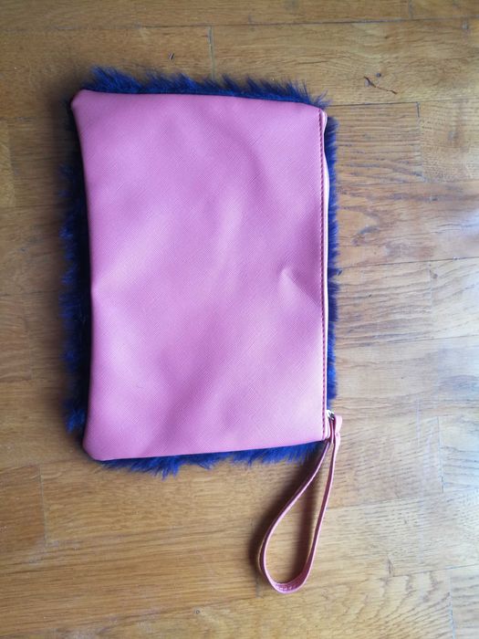 Bolsas e mochilas variadas