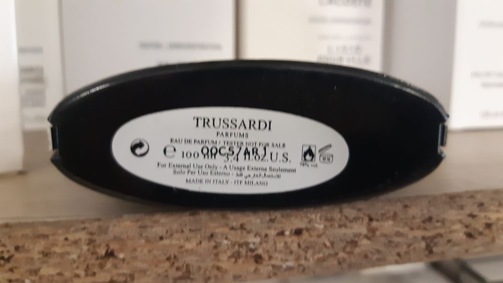 Парфюмированная вода Trussardi uomo