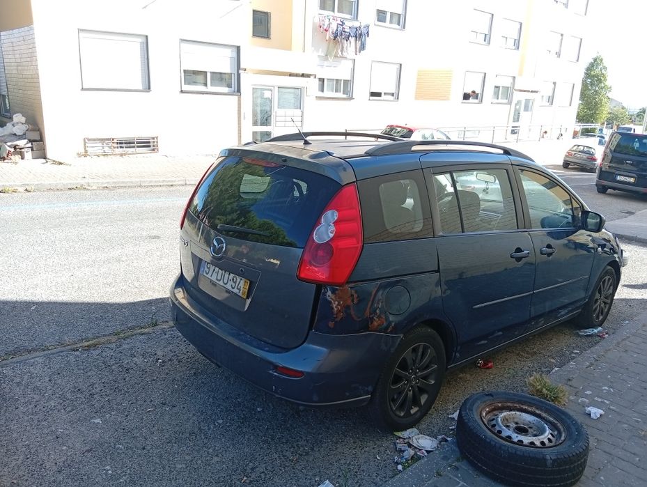Vendo ou troco Mazda 5