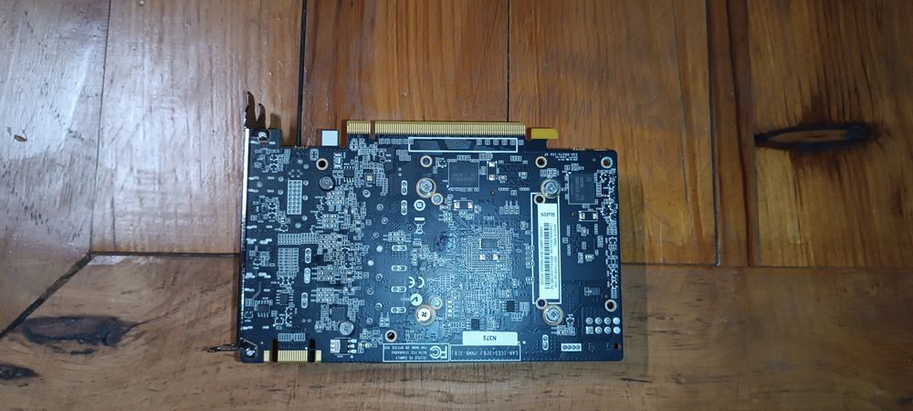 Placa de vídeo ZOTAC GTX 960 4GB 128BIT em funcionamento