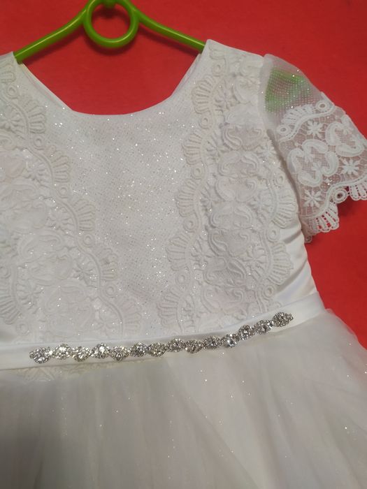 Плаття на причастя