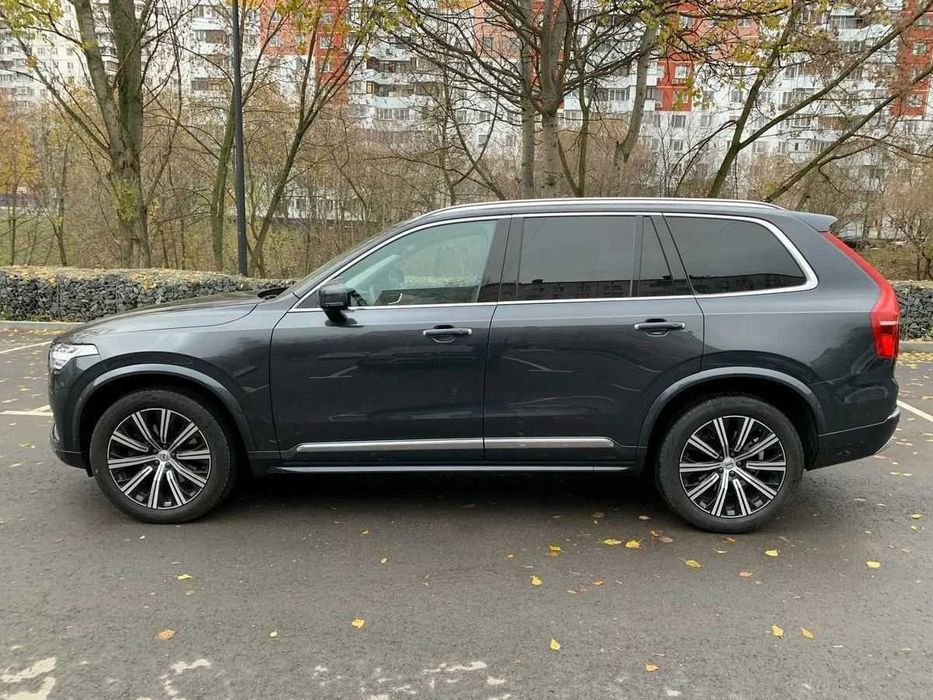 Volvo XC90  2021