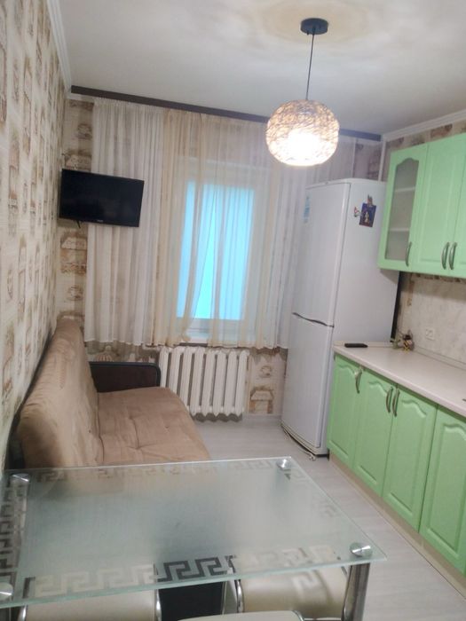 Продам 1к квартиру з ремонтом Єфремова,7 метро Академмістечко 3 хв.