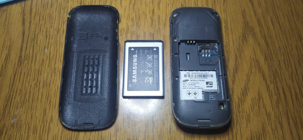 кнопочные звонилки полурабочие samsung E1200M E1080W E1080i 4 шт