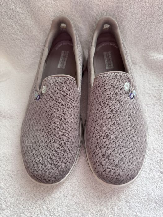 Слипоны мокасины skechers 38p бежевые