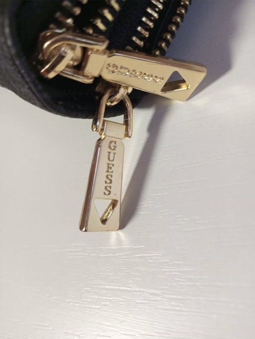Стильний гаманець Guess