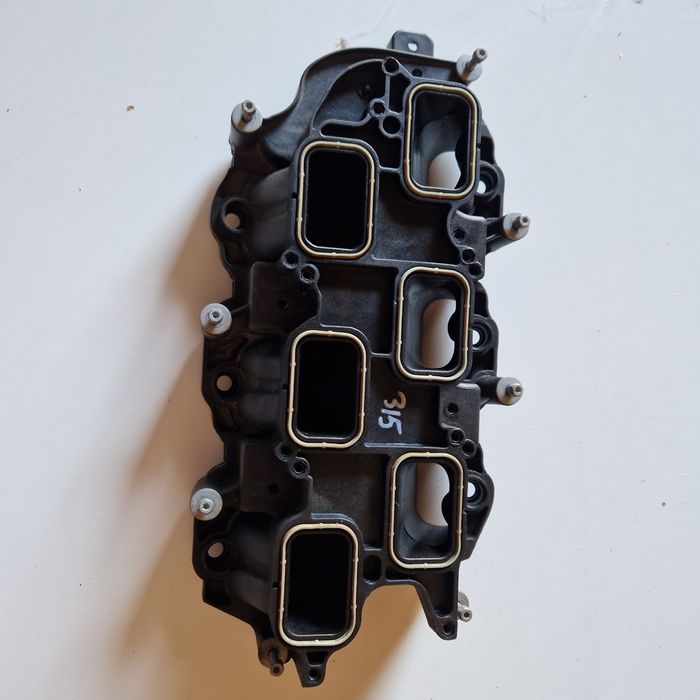 Kolektor ssący 3.6 v6 pentastar 2014 r