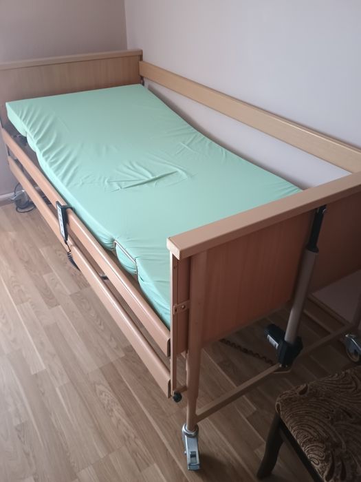 Sprzedam łużko specjalistyczne-rehabilitacyjne