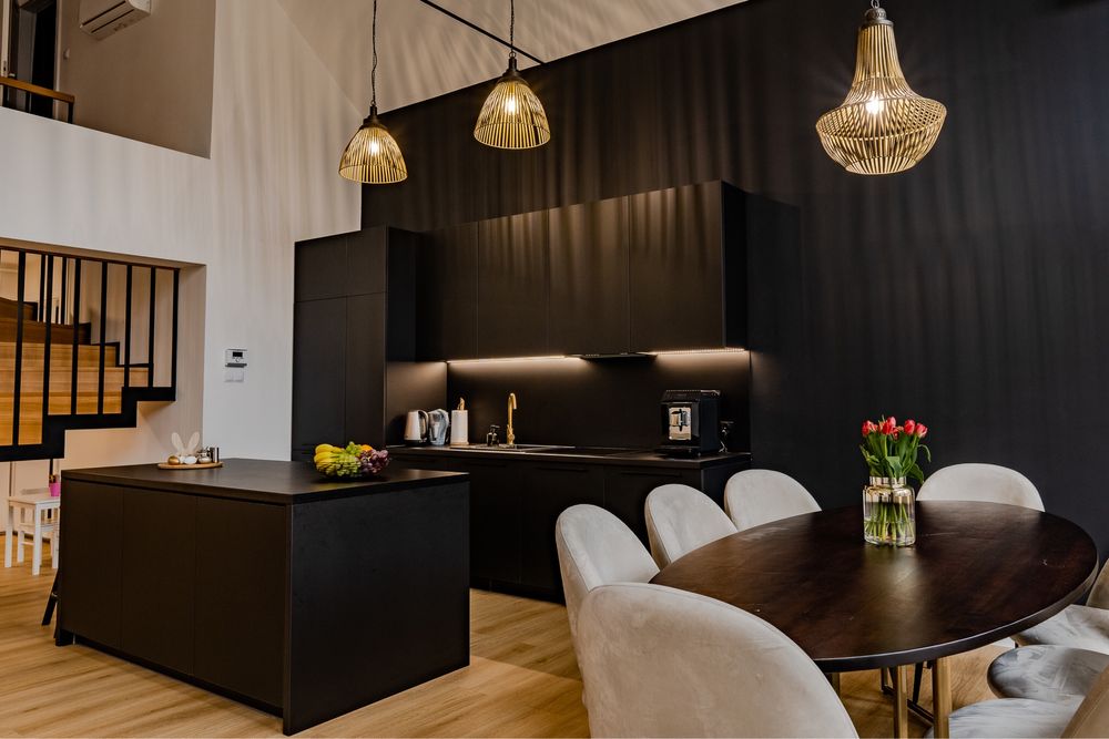 Domek z jacuzzi, sauna,14 osob,bilard, ping pong, roztocze przy lesie