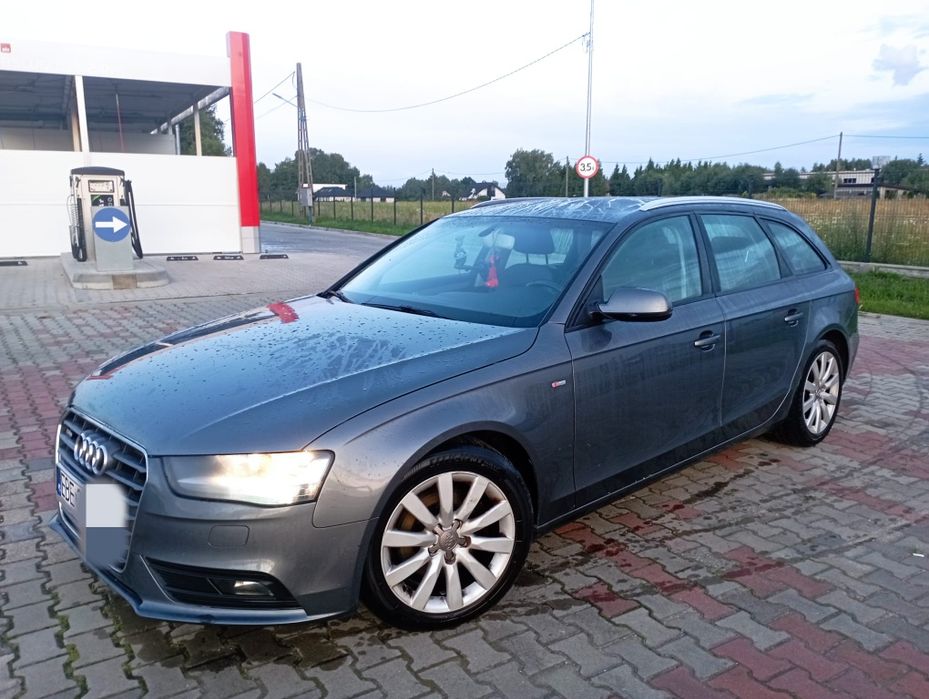 Audi A4 B8 2012 rok 2,0 TDI S-Line