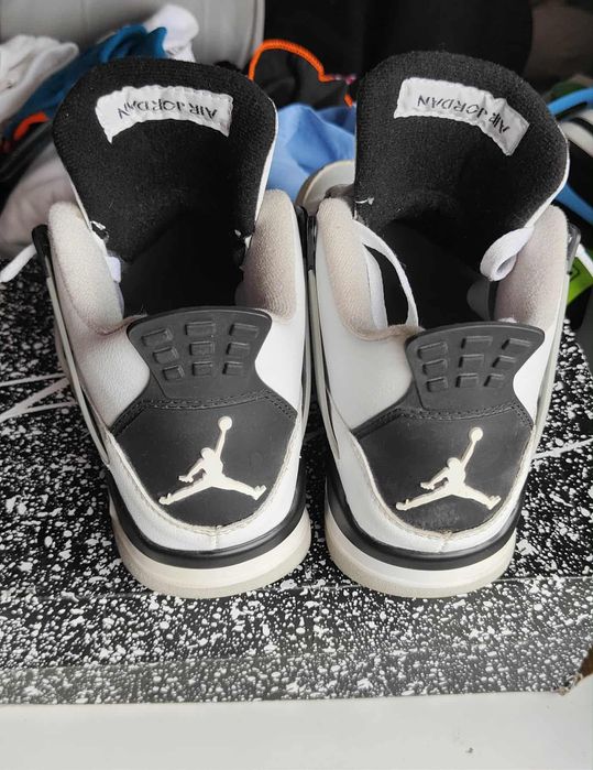 Jordan 4 Military Black