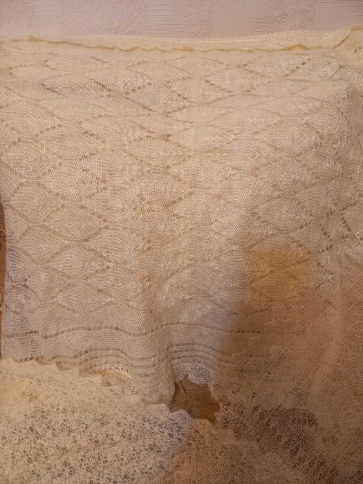 Пухова тепла хустка