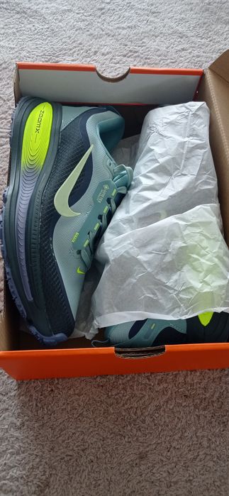 Nike Vomero 18 Gore-tex roz.43