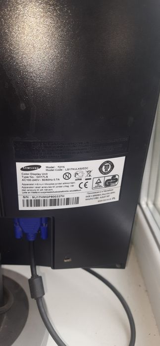 Монитор для пк можно использовать как телевизор.