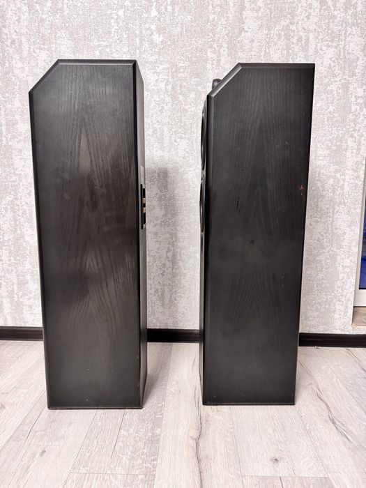 Акустична система Bowers & wilkins cdm7