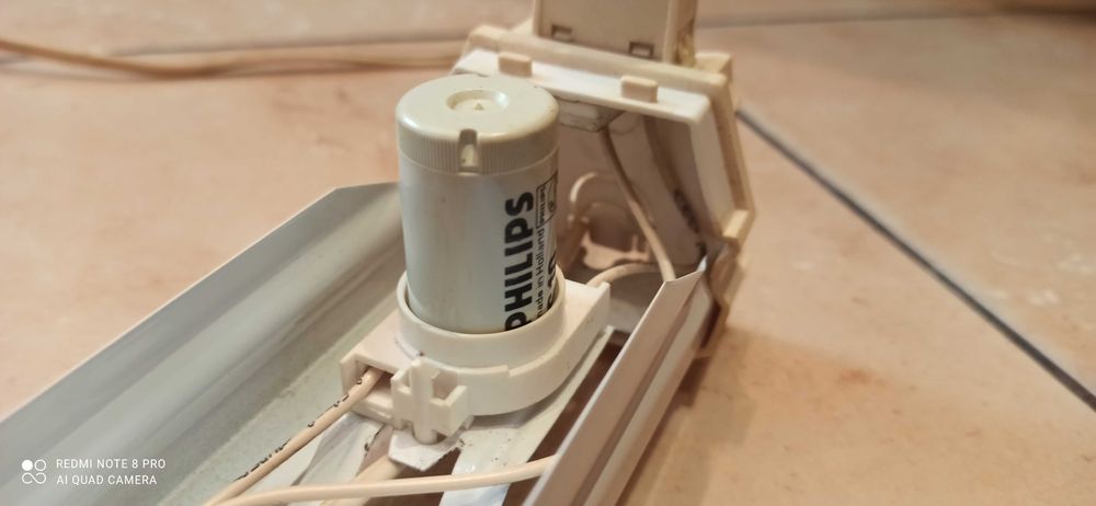 Для светового оформления дискотек баров кафе-лампа у/ф PHILIPSTLD36W