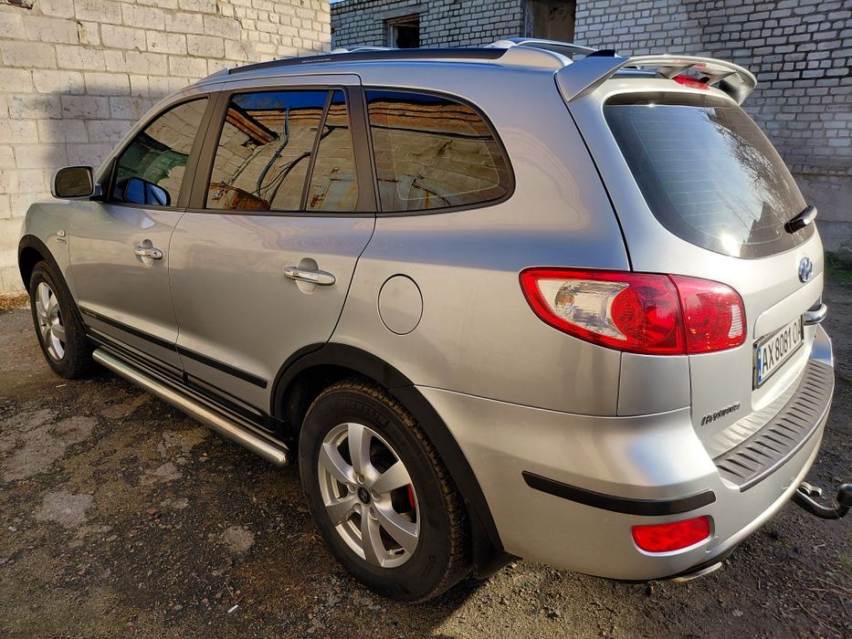 Santa fe    2.2 дизель, повний привід