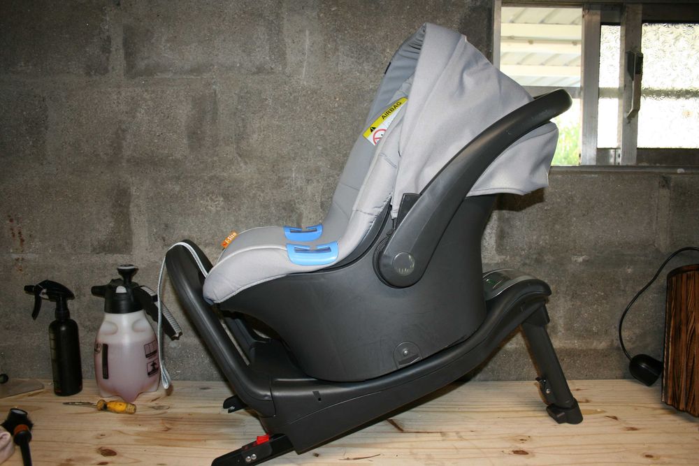Cadeira Auto Chicco Oasys i-Size + Base ISOFIX