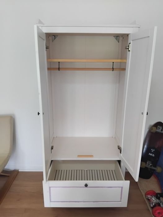 Roupeiro SUNDVIK 
Roupeiro, branco, 80x50x171 cm
Roupeiro, branco, 80x50x171 cm